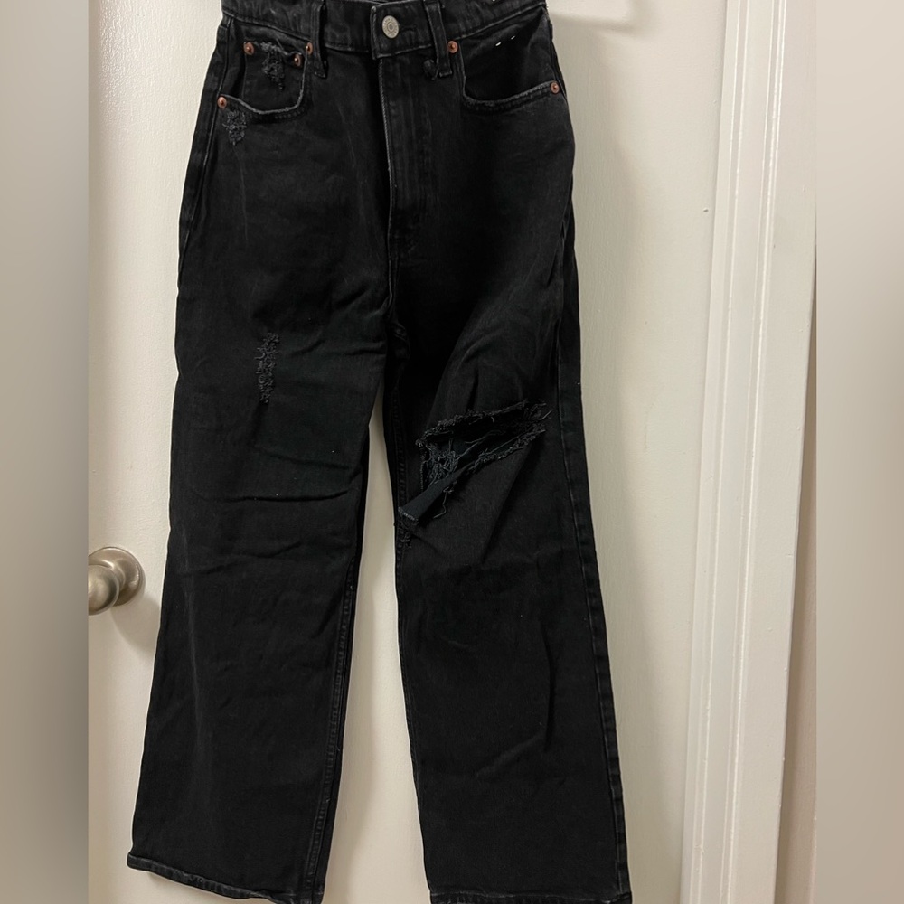 Abercrombie 90’s Relaxed Jean High Rise
